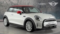 MINI Hatchback 1.5 Cooper Exclusive 3dr Auto Petrol Hatchback